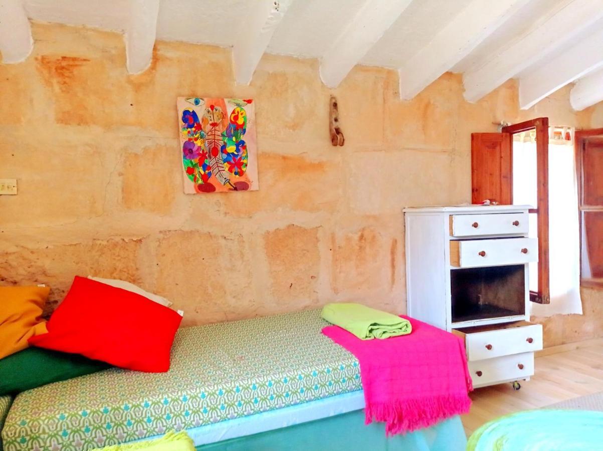 Arthouse Mit Haus Galeria 110qm Und Appartementhaus Mit Patio 30qm Hébergement de vacances Campos (Mallorca)